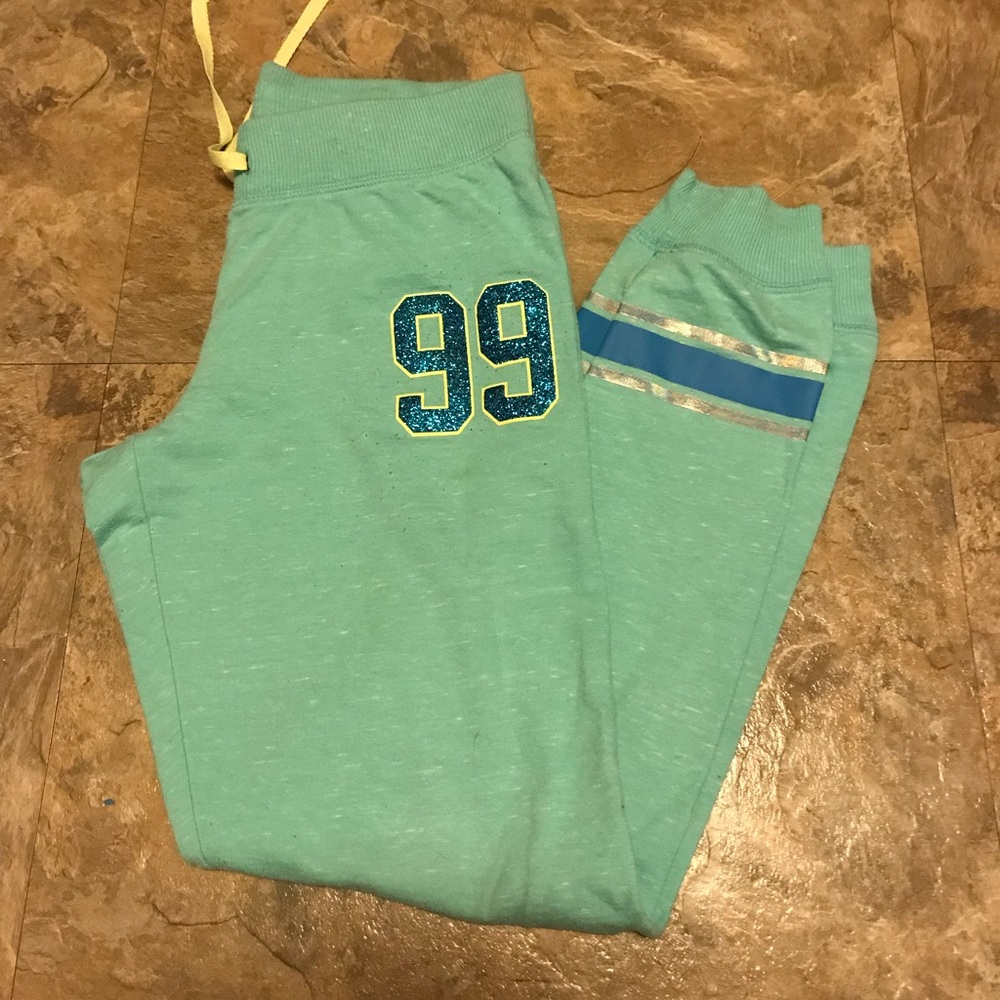 Girls joggers NWOT
